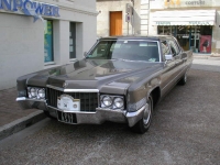 cadillac_langeais_france_2000_01