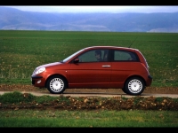 lancia-ypsilon-1-4-a02