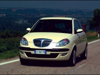 lancia-ypsilon-a14