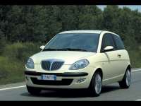 lancia-ypsilon-a16