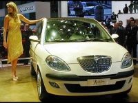 lancia-ypsilon-d03