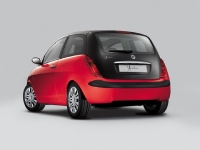 lancia-ypsilon-momodesign-a2