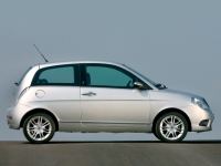 lancia-ypsilon-2006-a06