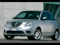 lancia-ypsilon-2006-a10